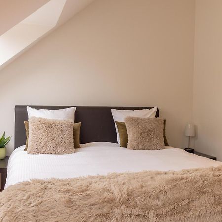 אאוד - הברלי Hotel & Apartments Bibois Leuven מראה חיצוני תמונה
