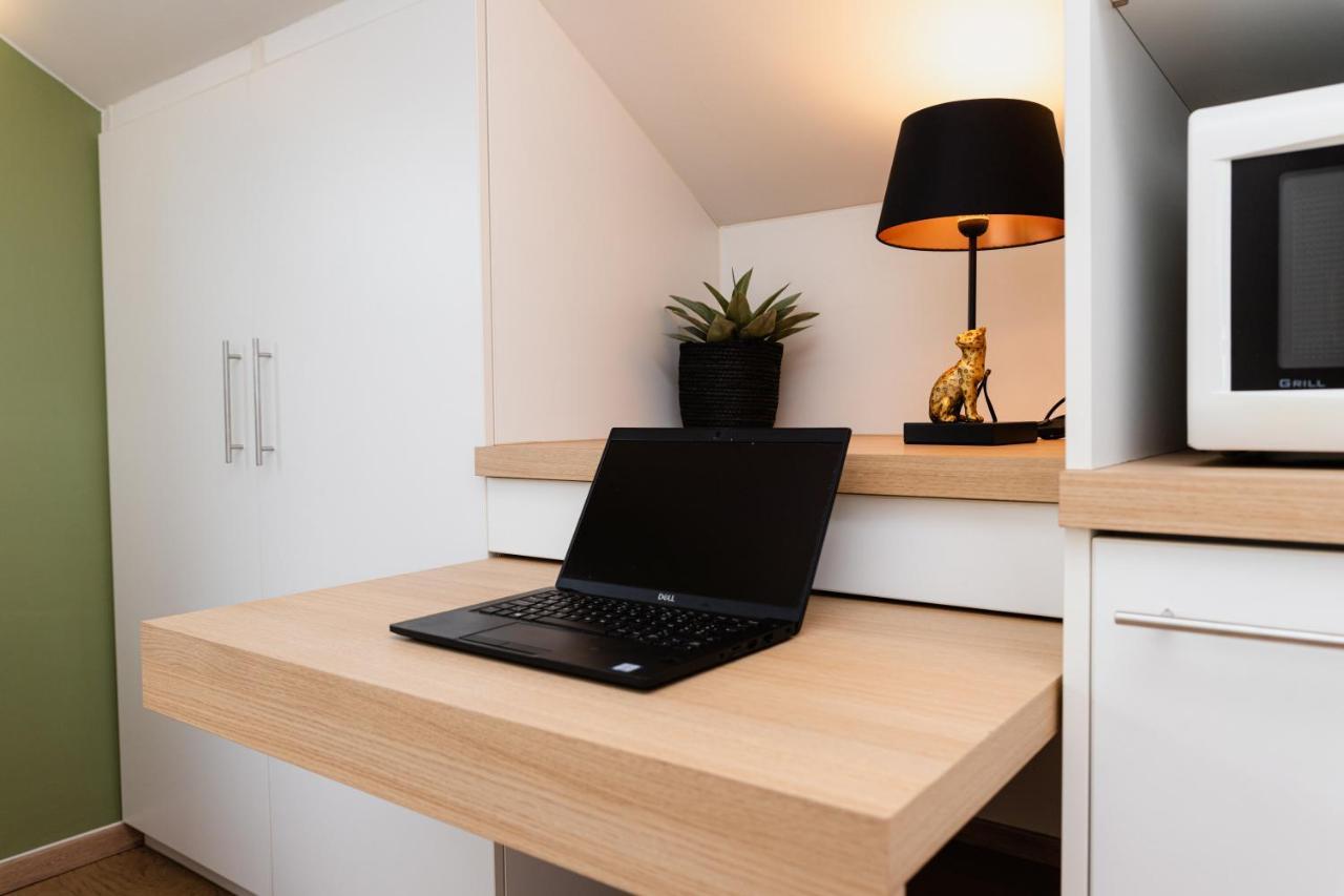 אאוד - הברלי Hotel & Apartments Bibois Leuven מראה חיצוני תמונה