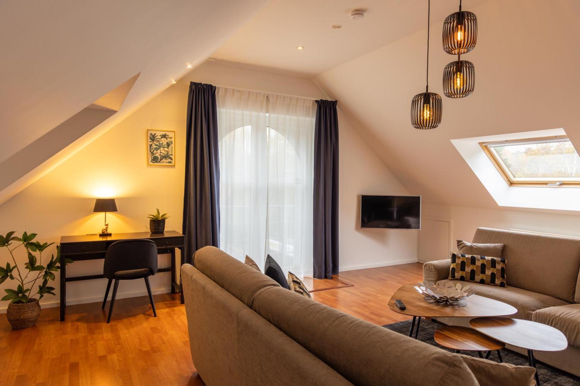 אאוד - הברלי Hotel & Apartments Bibois Leuven מראה חיצוני תמונה