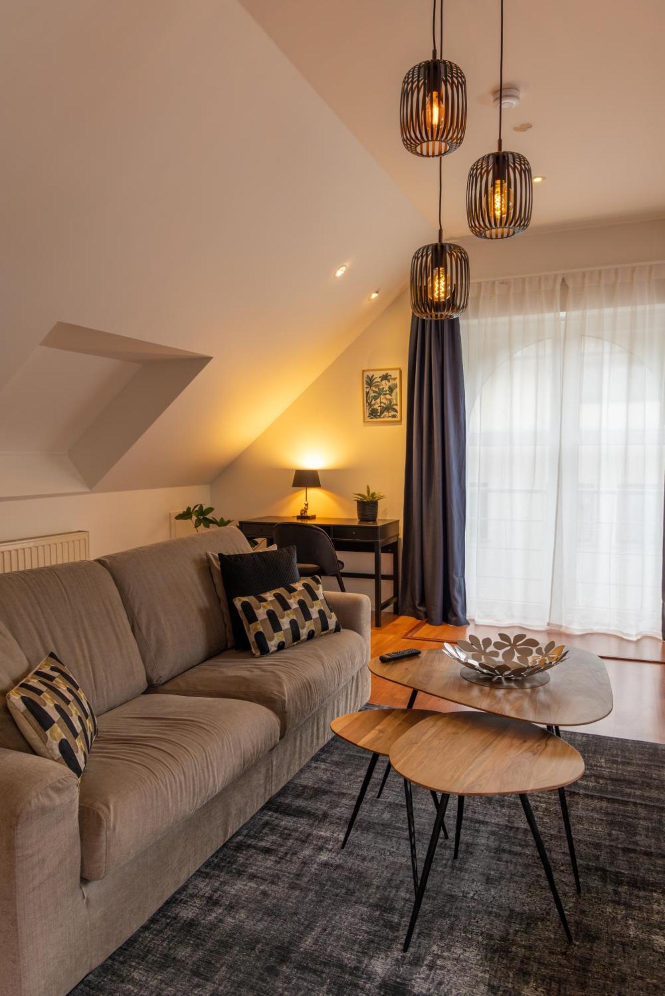 אאוד - הברלי Hotel & Apartments Bibois Leuven מראה חיצוני תמונה