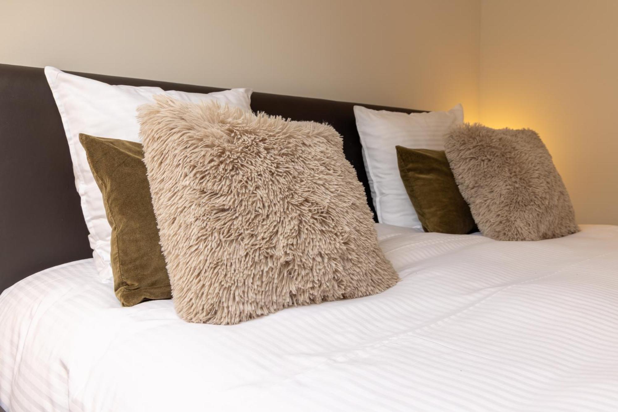 אאוד - הברלי Hotel & Apartments Bibois Leuven מראה חיצוני תמונה