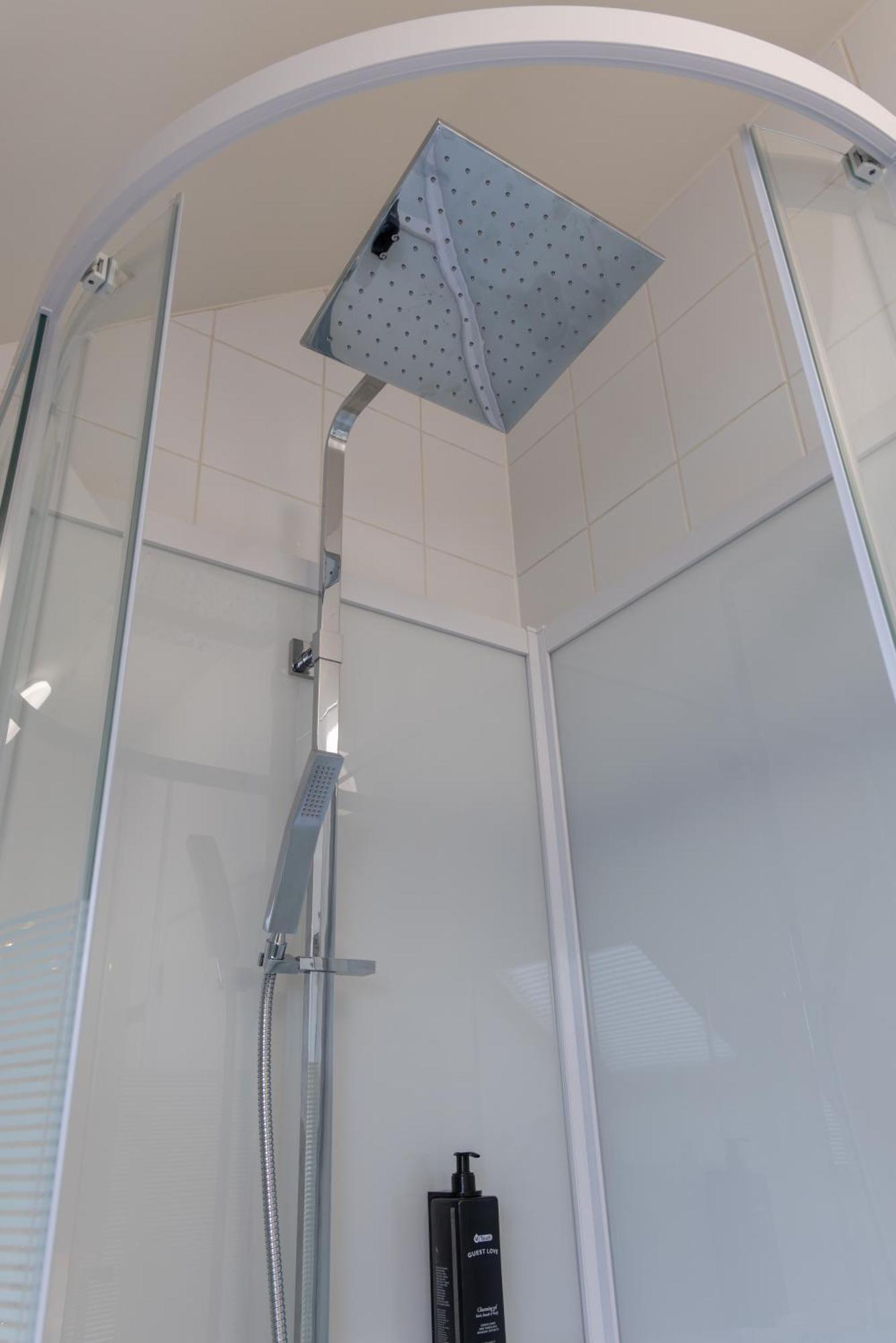 אאוד - הברלי Hotel & Apartments Bibois Leuven מראה חיצוני תמונה